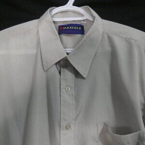 MAXFIELD INTERNATIONAL | 16.5 | Classic Beige Maxfield Button-Up Shirt | Pocket